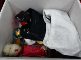 Box of ladies handbags, horse brasses and piggy banks