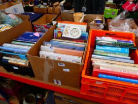 3 boxes of antique guides, cookery books and books on the military