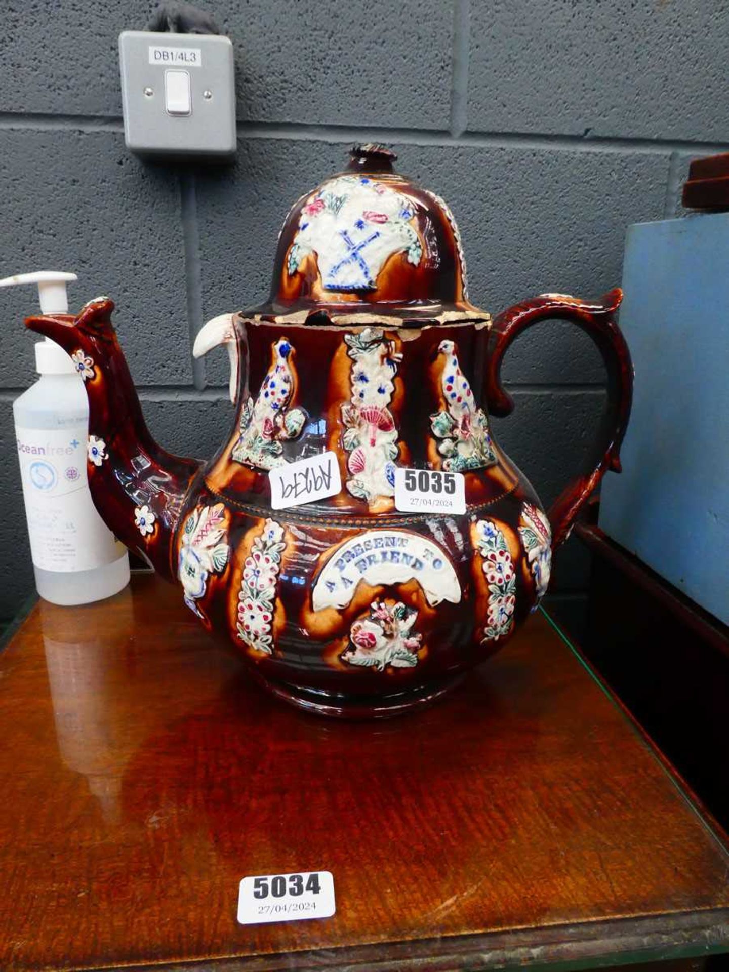 Bargeware teapot