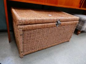 Seagrass blanket box