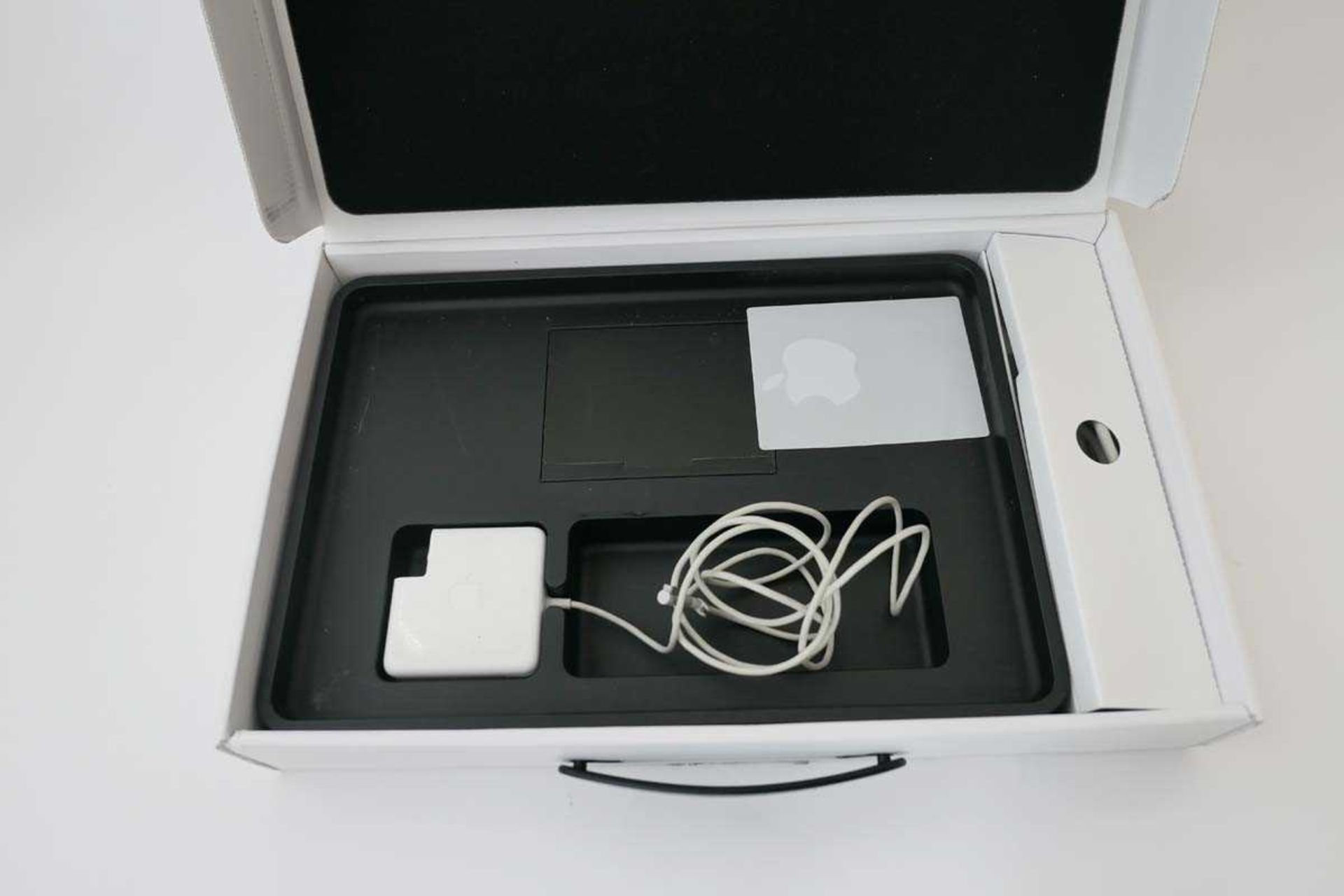 +VAT MacBook Pro 15.4" 2012 A1286 Silver laptop with Intel i7, 8GB RAM, 256GB SSD, box and PSU - Image 6 of 6