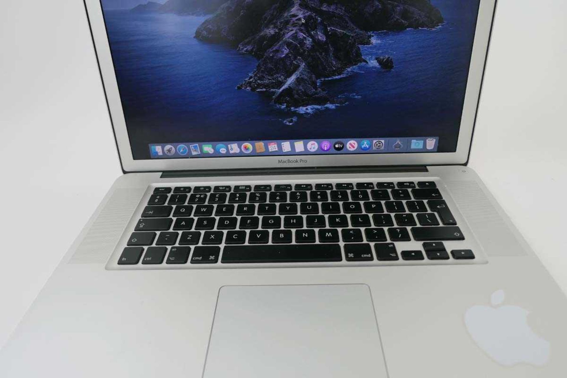 +VAT MacBook Pro 15.4" 2012 A1286 Silver laptop with Intel i7, 8GB RAM, 256GB SSD, box and PSU - Image 4 of 6