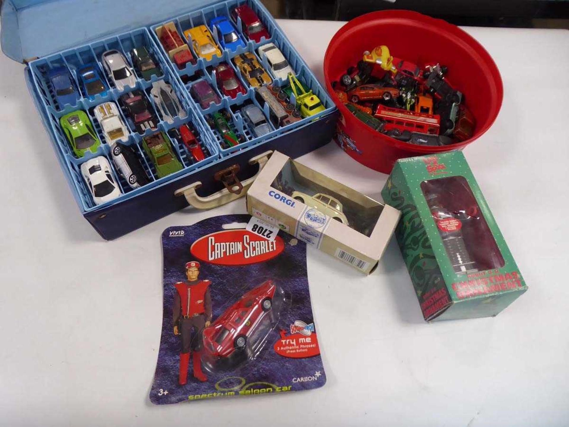 Collection of die cast vehicles