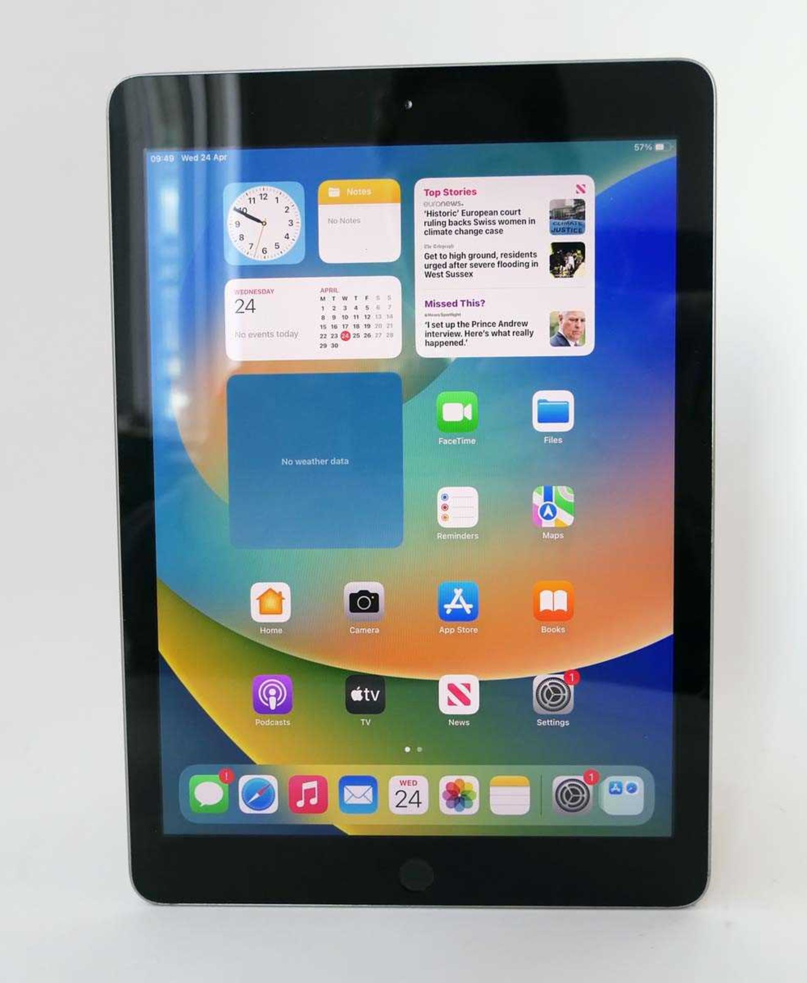 +VAT iPad 5th Gen 32GB Space Grey tablet