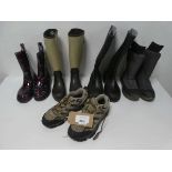 +VAT Bundle of outdoor shoes of various sizes, new and used, includes- Ecco, Dunlop + Merrell