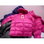 Approx. 20x kids jackets in different colors and sizes