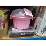 Large platters and a cupcake caddy