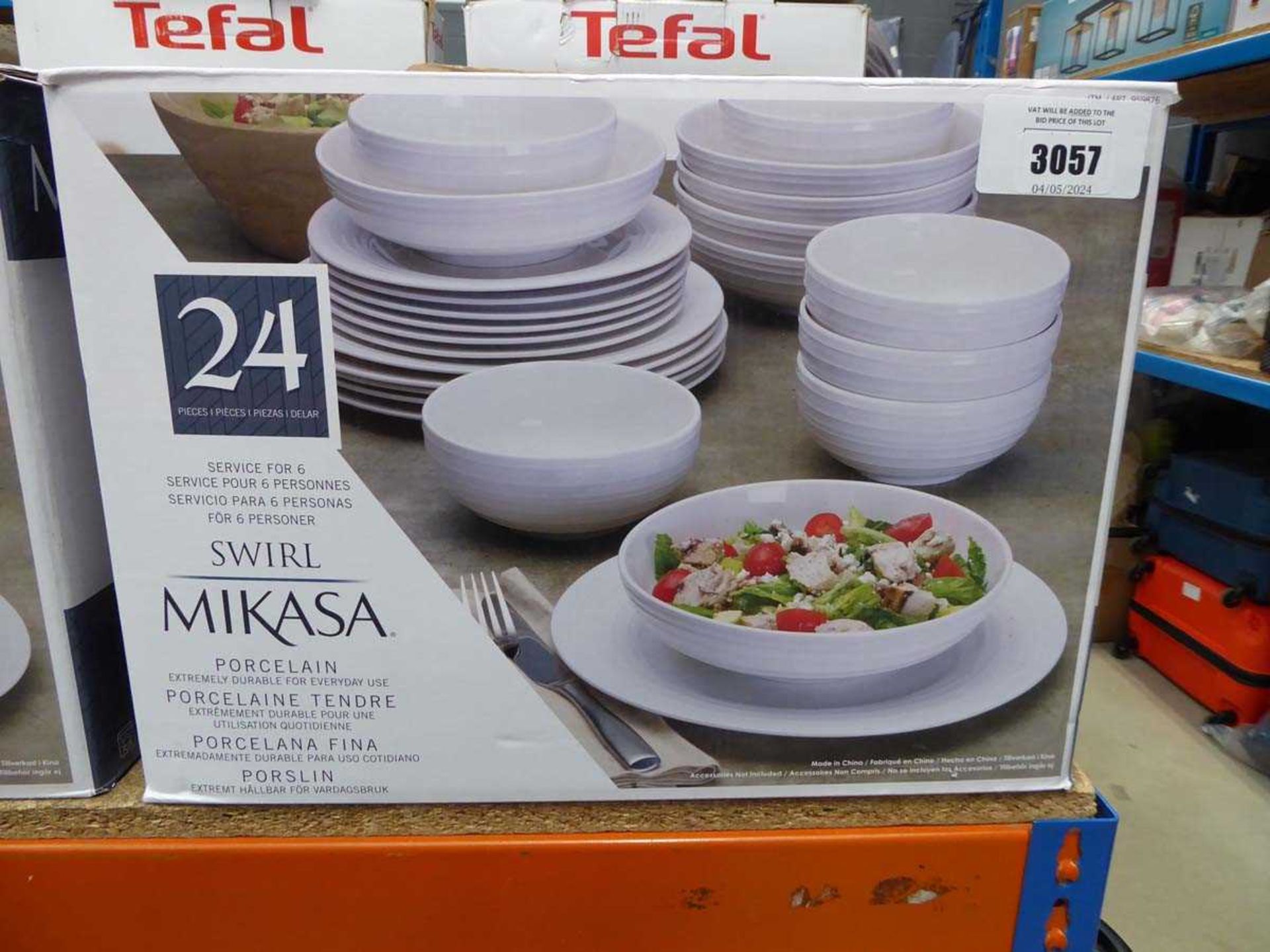 +VAT Mikasa dinner ware set