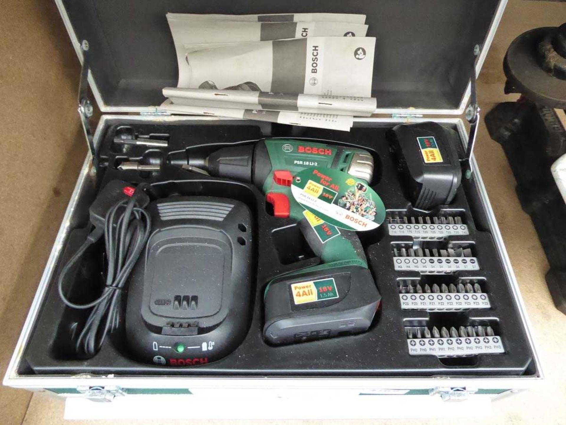 Bosch battery drill with 2 batteries, charger and bit set