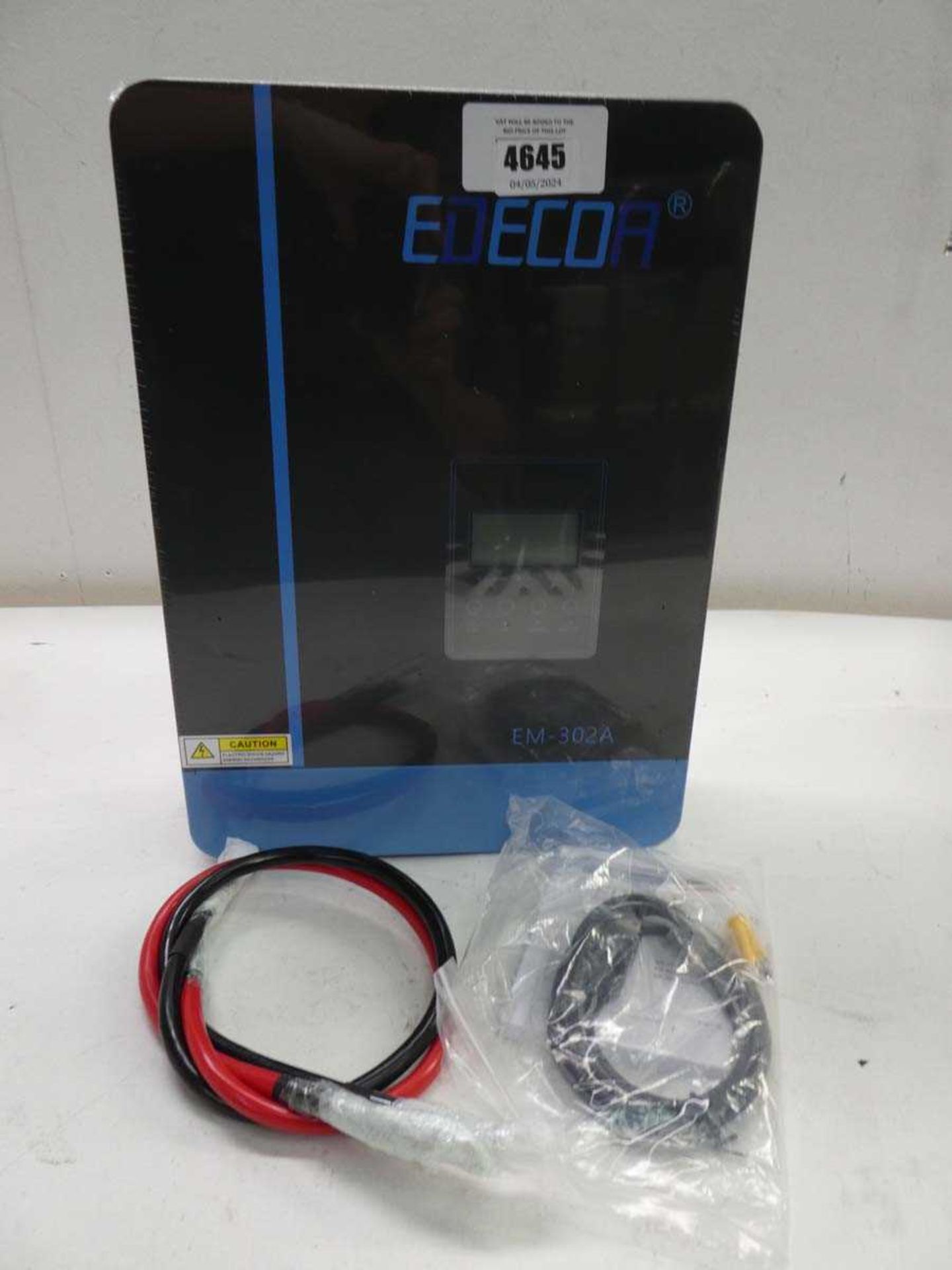 +VAT EDECOA EM-320A hybrid inverter / charger