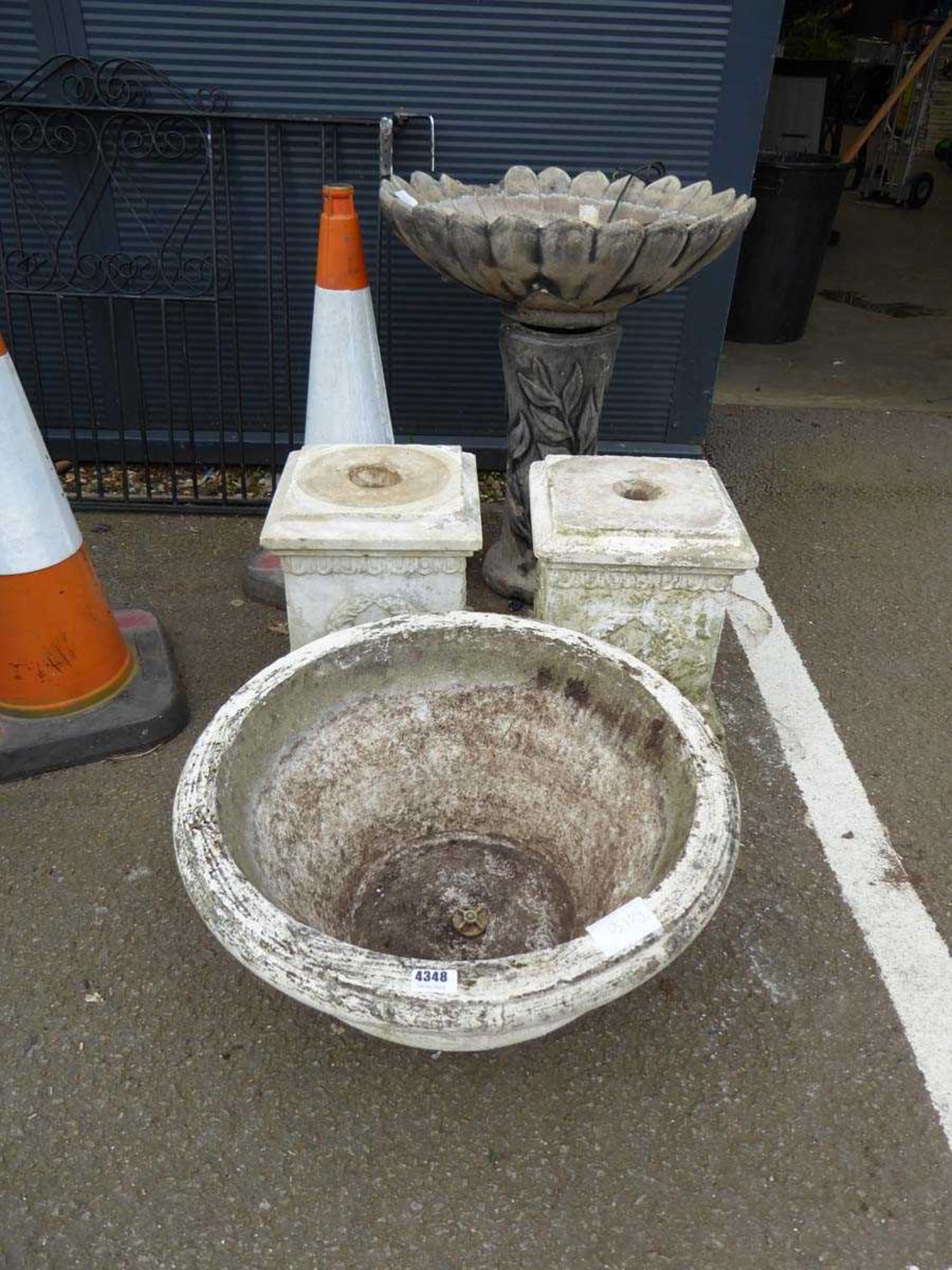Round concrete pot and 2 plinths, with bird bath/water feature (top broken)