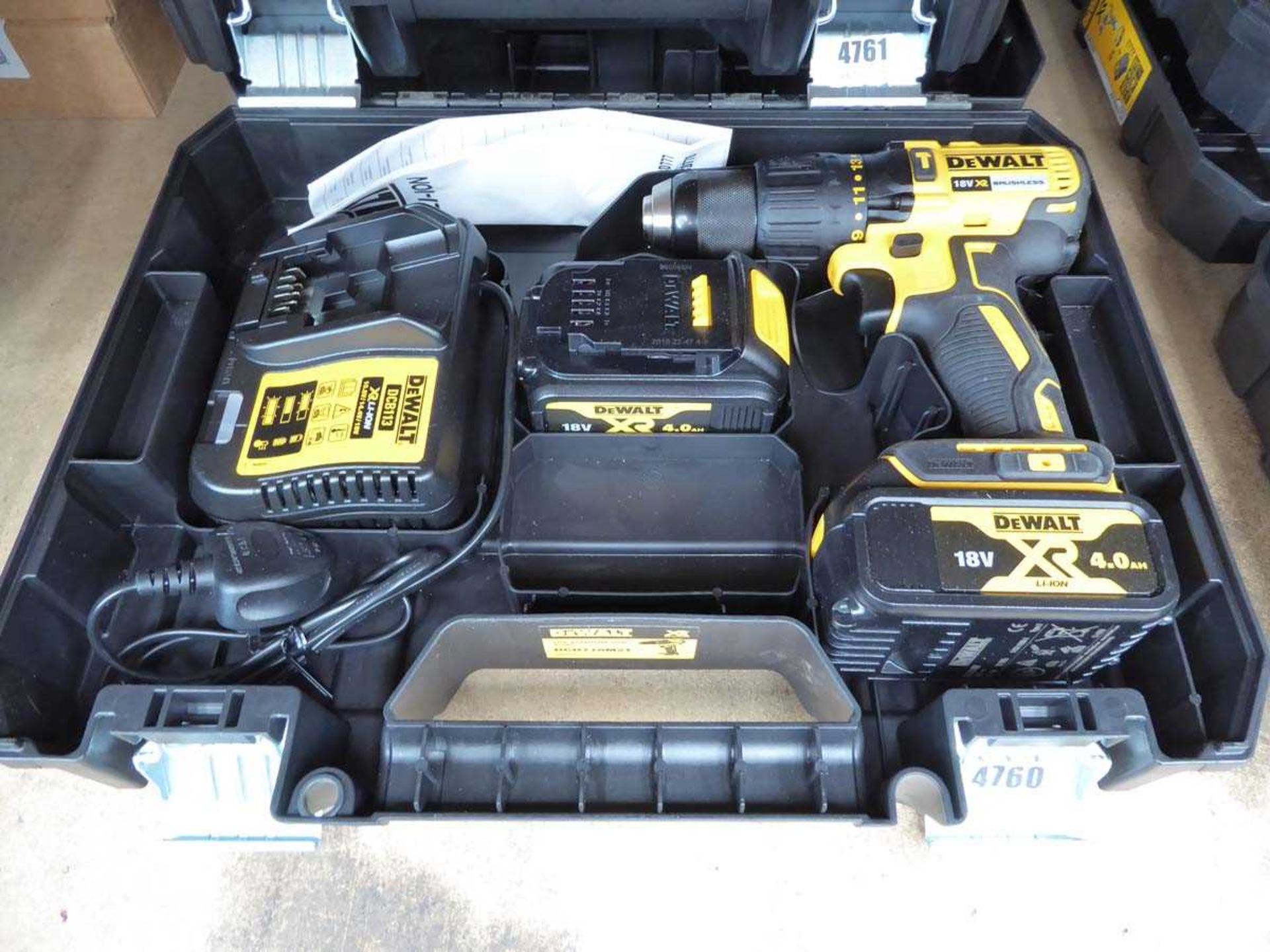 Dewalt 18v battery drill complete with 2 batteries and charger