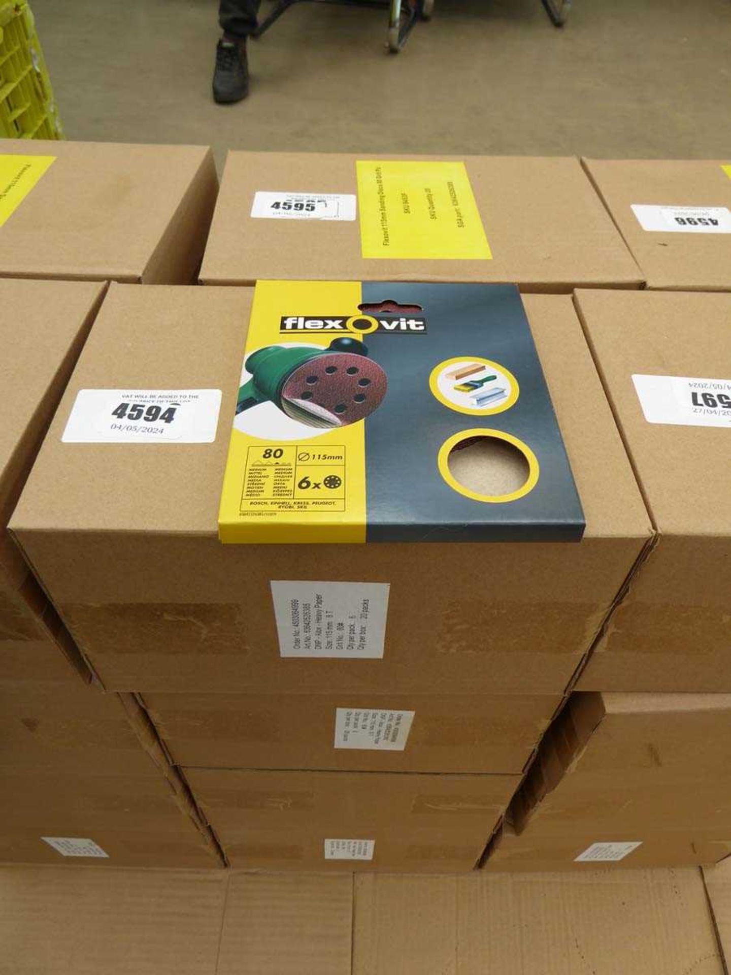 4 x boxes of Flexovit 115mm 80 grit sanding disks