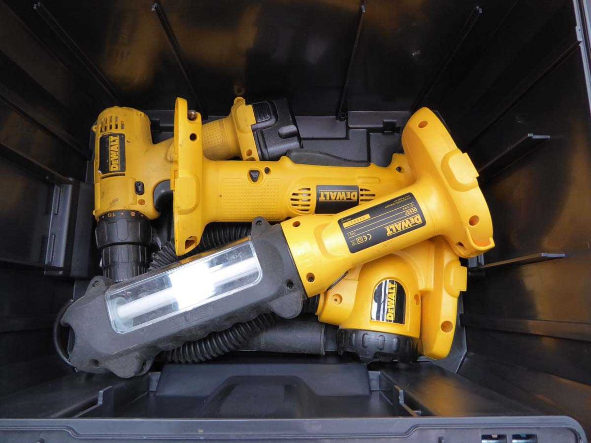Dewalt box containing angle drill, drill and 2 torches, 1 battery, no charger