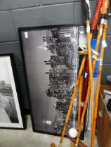 Print of New York skyline plus other urban wall hangings
