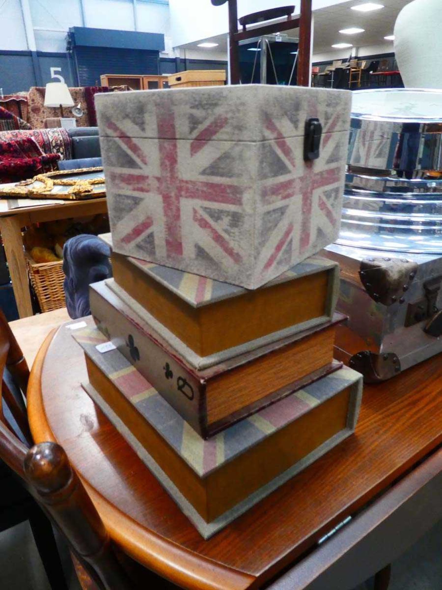 4 x Union Jack patterned boxes