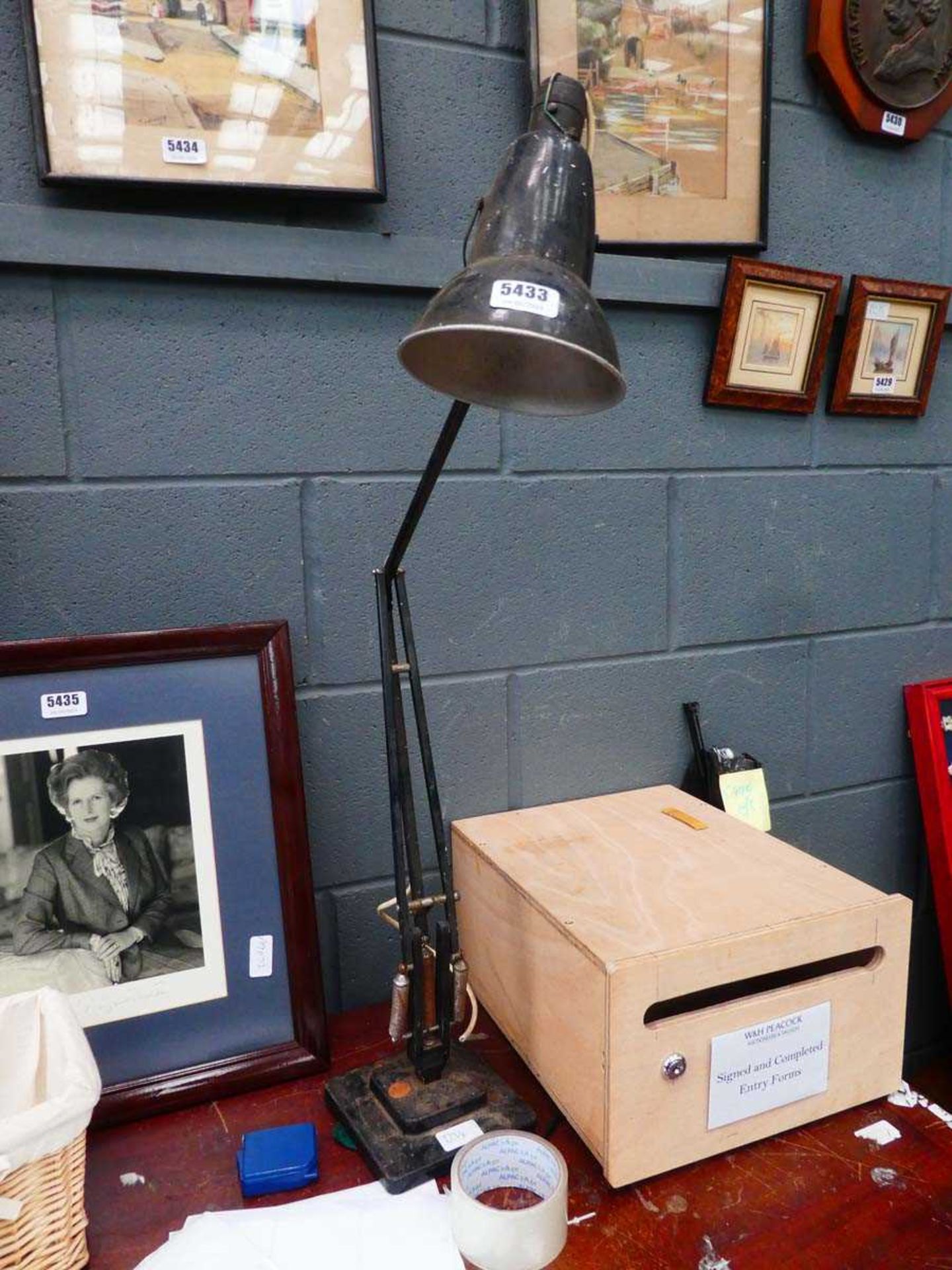 Angle poise desk lamp