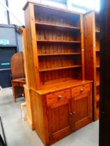 Pine dresser