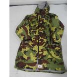 +VAT Dryrobe advance long sleeve in camouflage size large