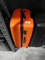 +VAT American Tourister suitcase in orange