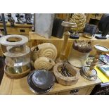 +VAT Quantity of various wooden and neutral coloured home decorative ornaments incl. pair of