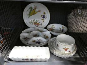 2 cages containing 3 large serving dishes by Royal Worcester and further Evesham