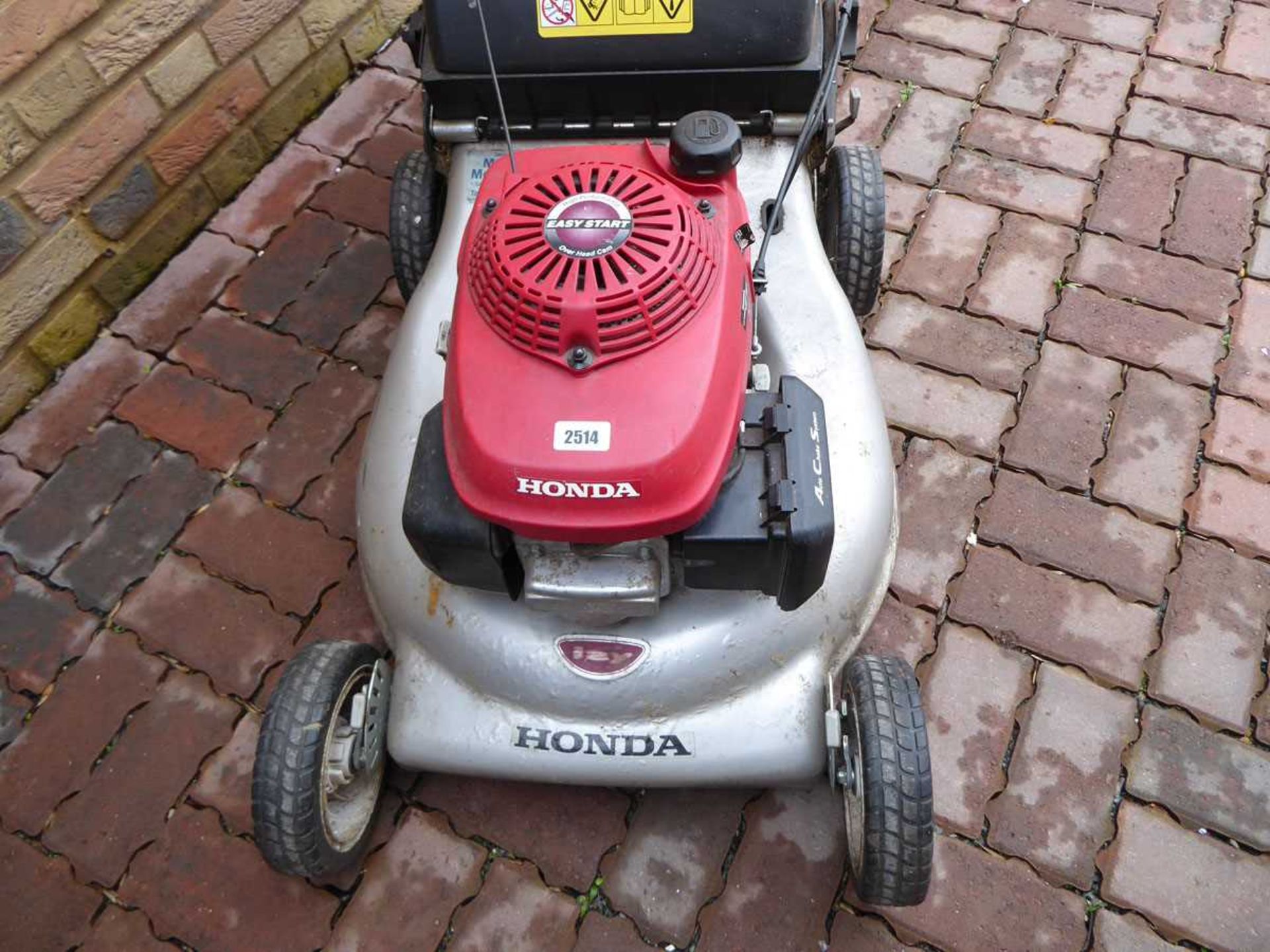 Honda self propelled petrol lawnmower - Bild 2 aus 2