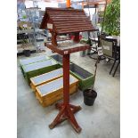 Bird table