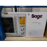 +VAT Boxed Sage the Combi Wave 3 in 1 air fryer, convection oven and microwave in black stainless