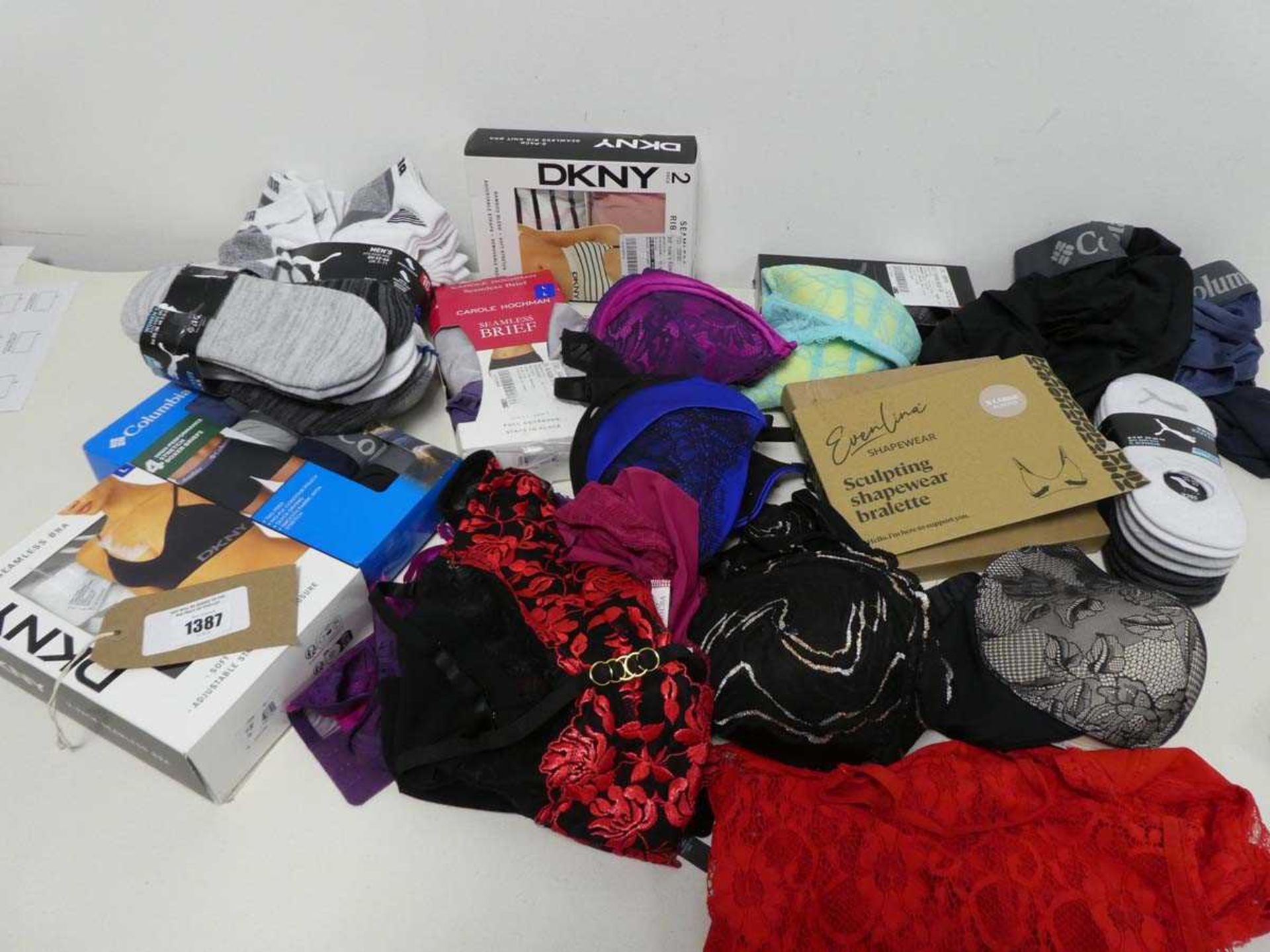 +VAT Mixed bag of men's and women's underwear, bras and socks
