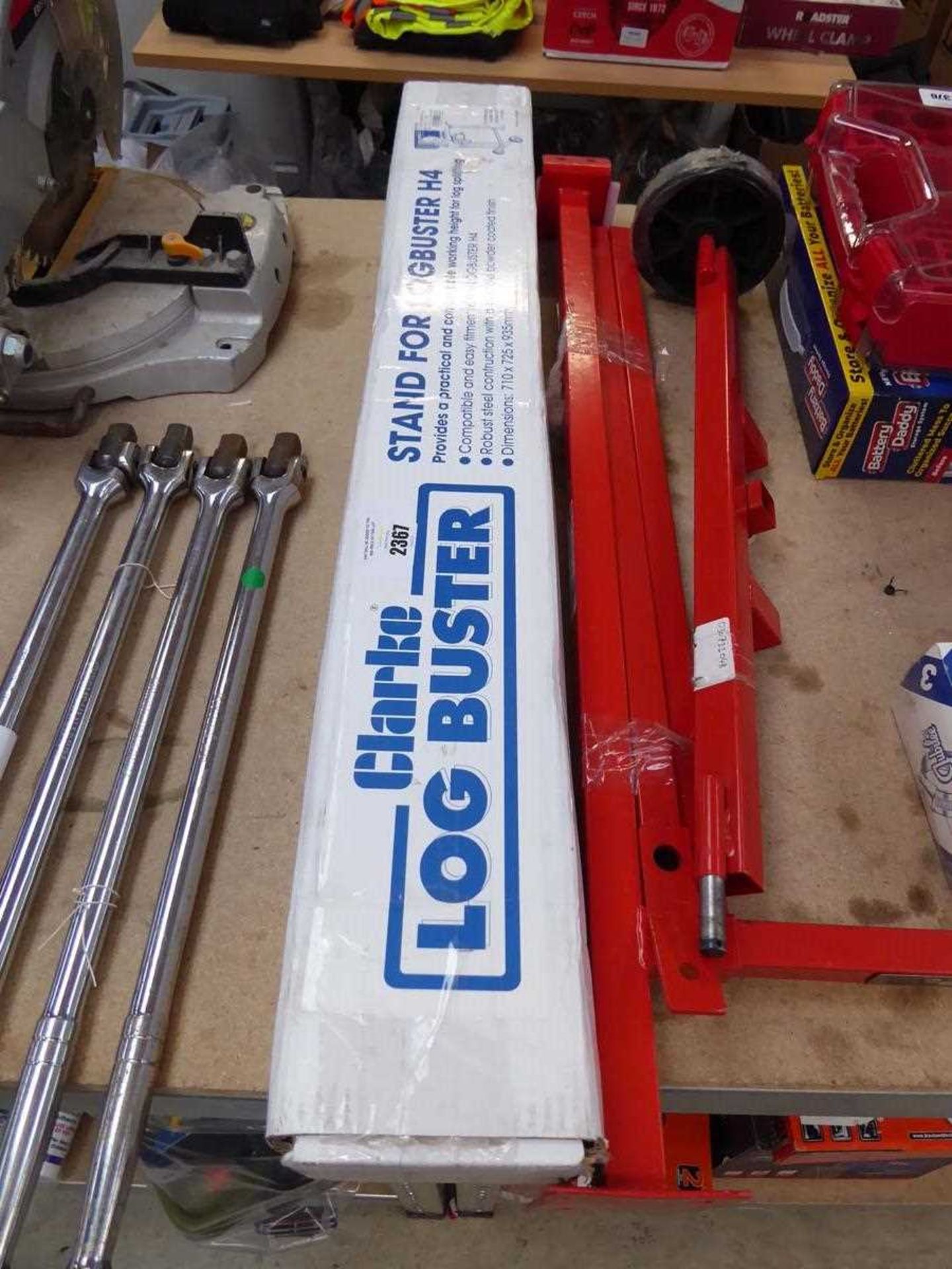+VAT Boxed Clarke Logbuster stand (935x725x710mm)