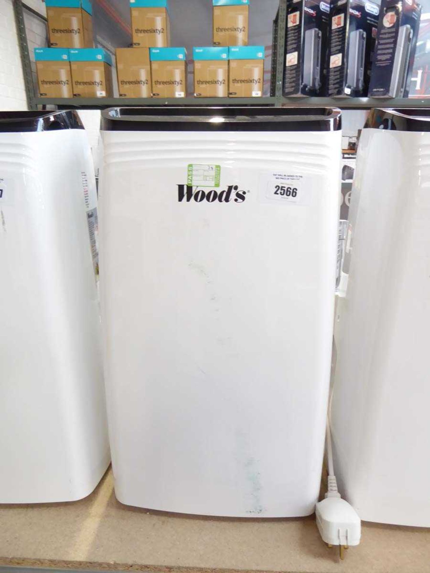 +VAT Wood's electric 18L dehumidifier