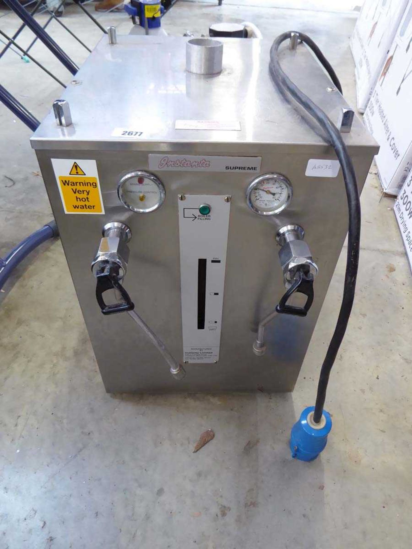 +VAT Instanta Supreme 110V commercial hot water dispenser with a Britta Purity C500 and calcium - Image 2 of 3