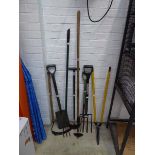 Quantity of outdoor garden hand tools to include hoes, shears, forks etc.