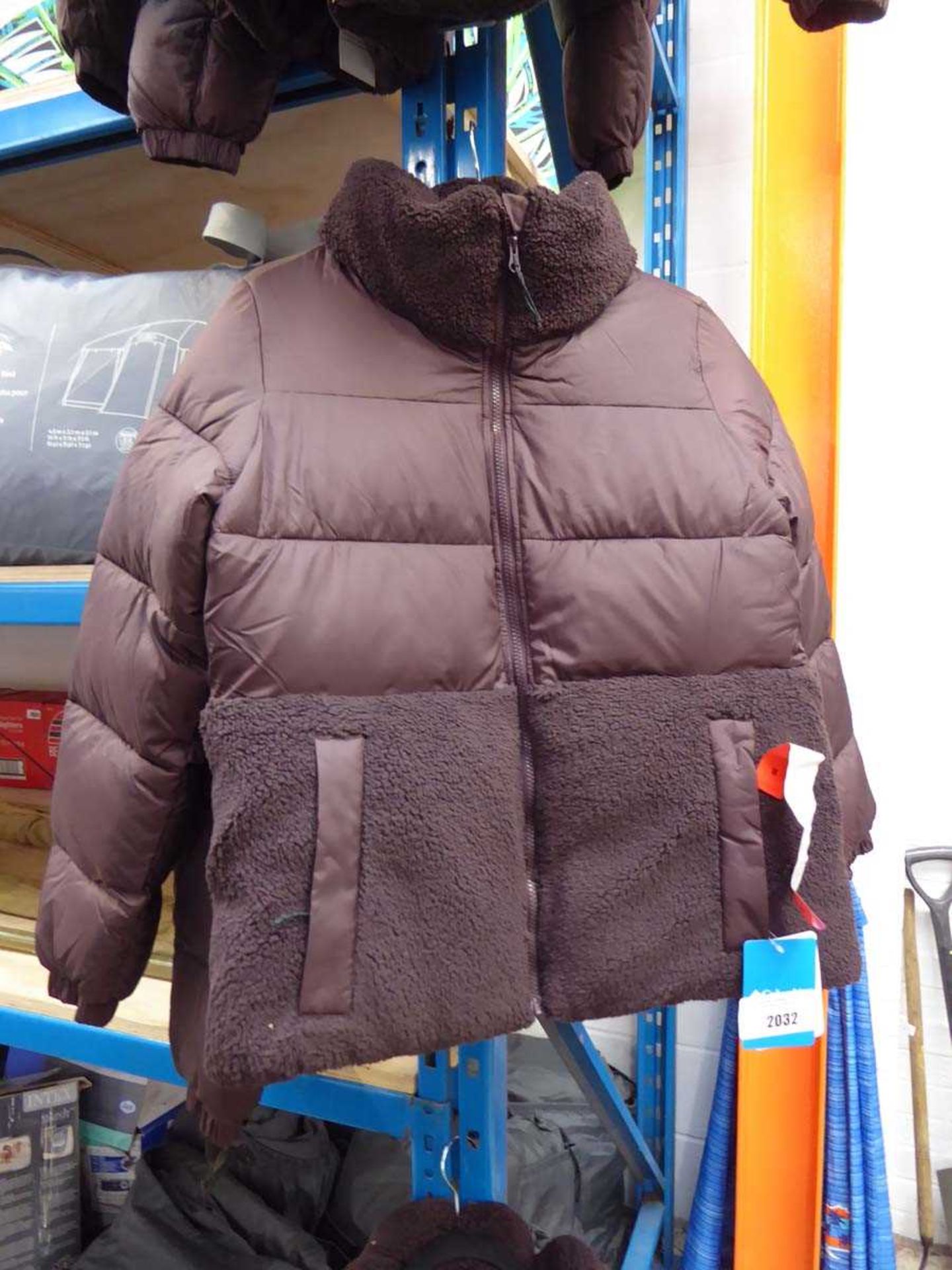 +VAT 2 Columbia full zip puffer jackets in brown (sizes S and M)