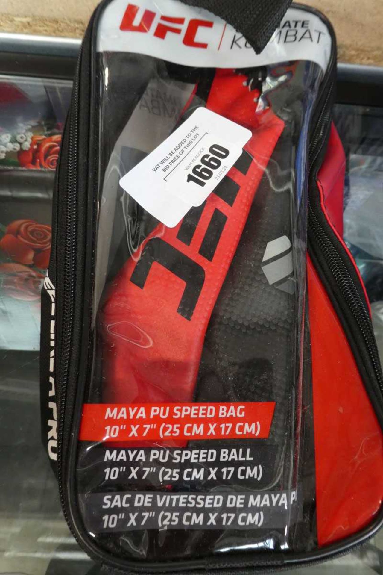 +VAT UFC Kombat speed bag