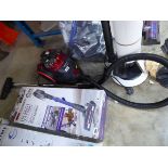 Goodmans Turbo Max cylindrical vacuum cleaner