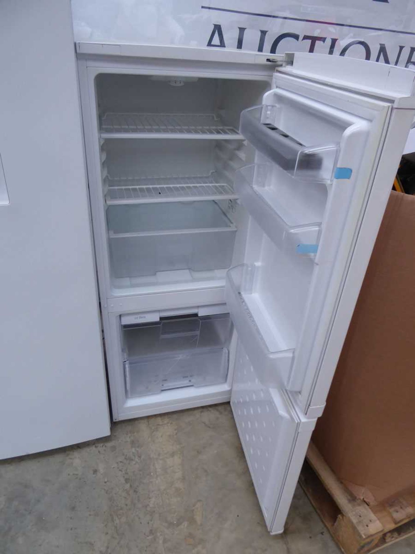 Beko white fridge freezer - Image 2 of 2