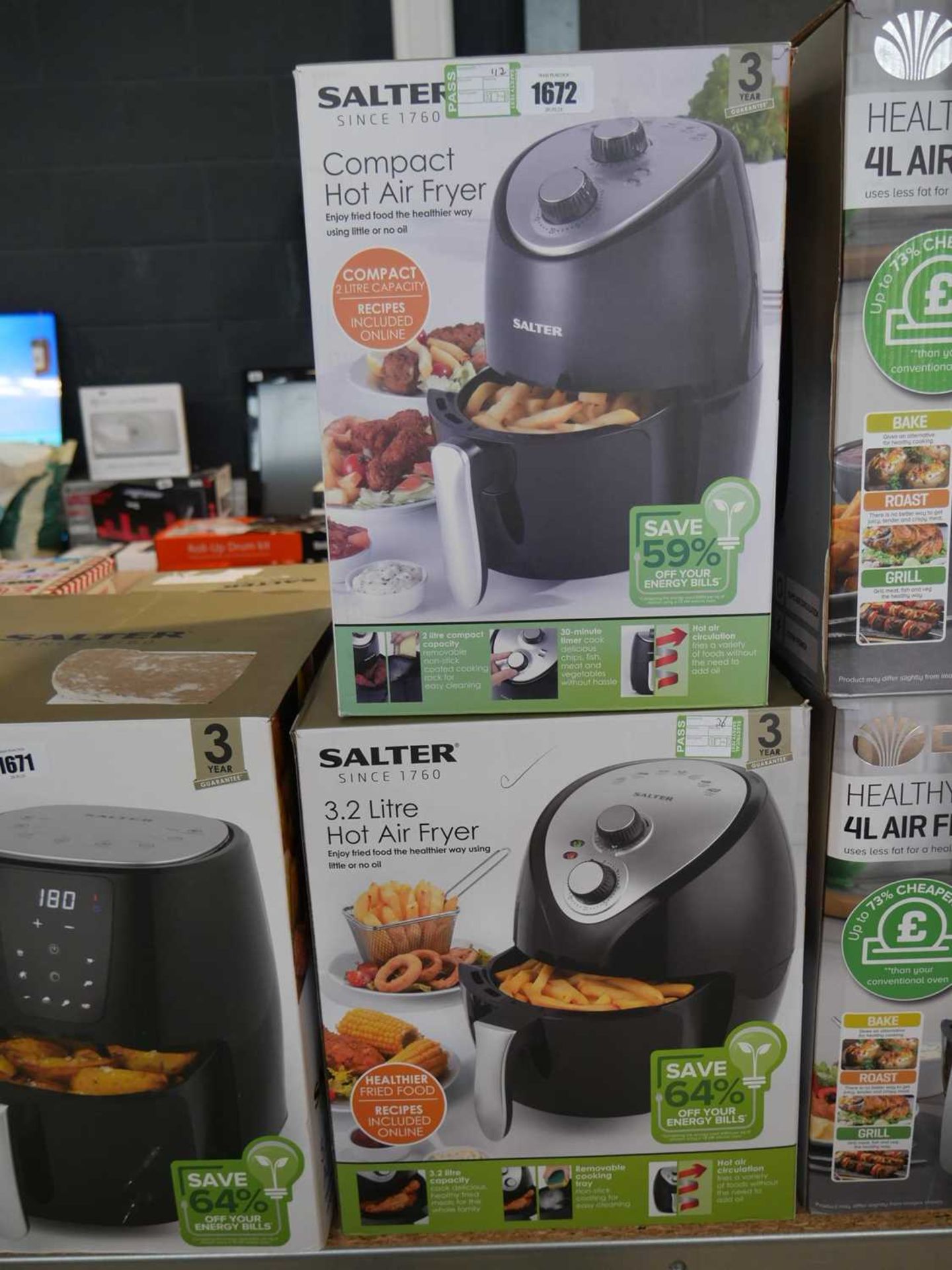 Salter Compact air fryer with a Salter 3.2L air fryer - Image 2 of 2