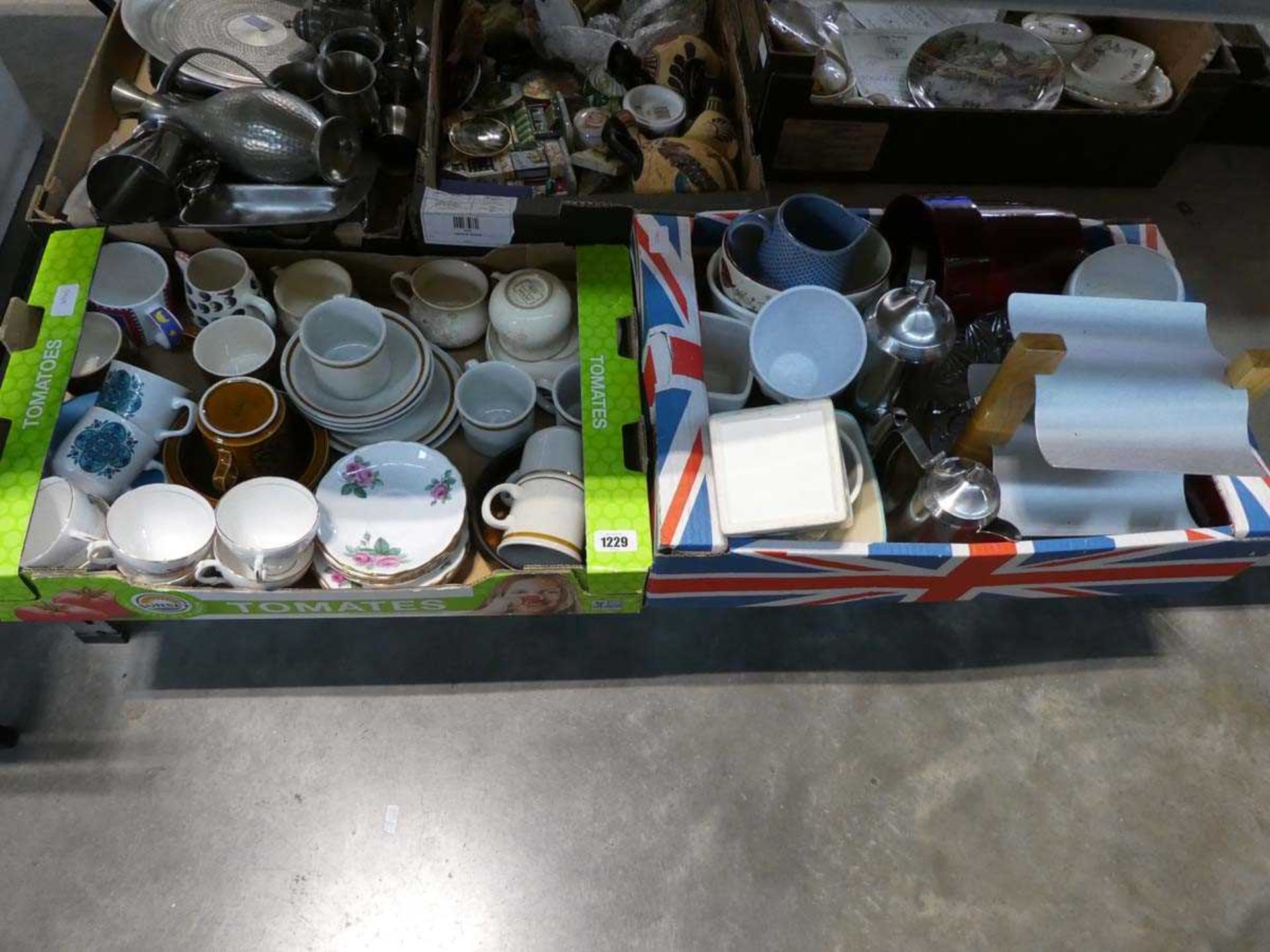 2 crates of various chinaware, pots, etc.