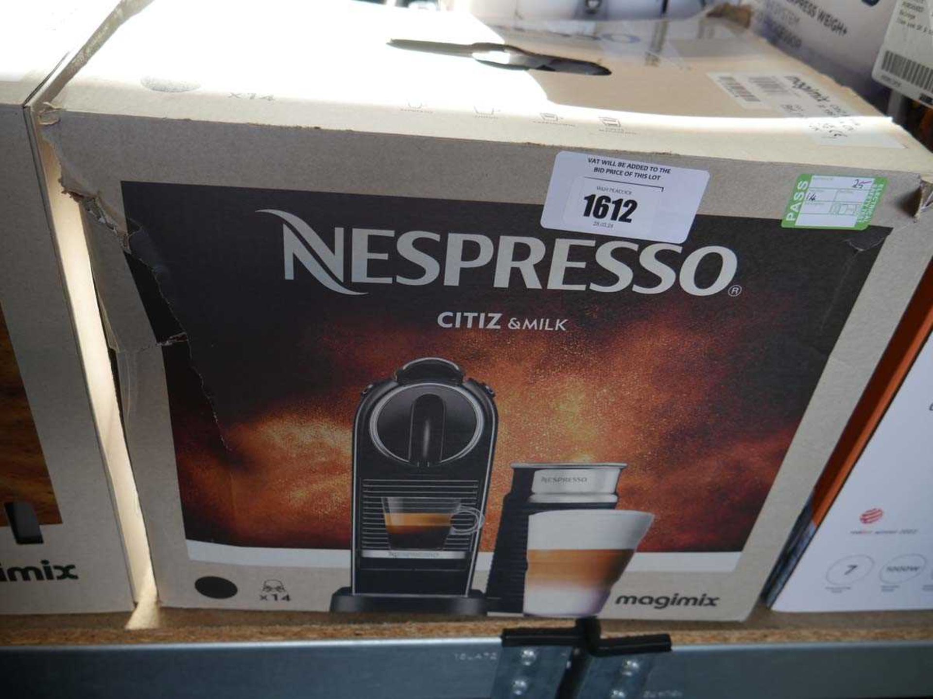 +VAT Nespresso Citiz and Milk coffee machine