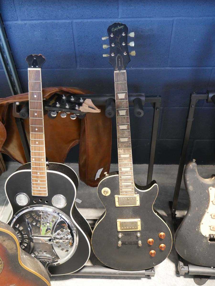 5 various guitars (all in need of restoration) incl. acoustic guitar, Fender electric guitar (no - Image 4 of 6