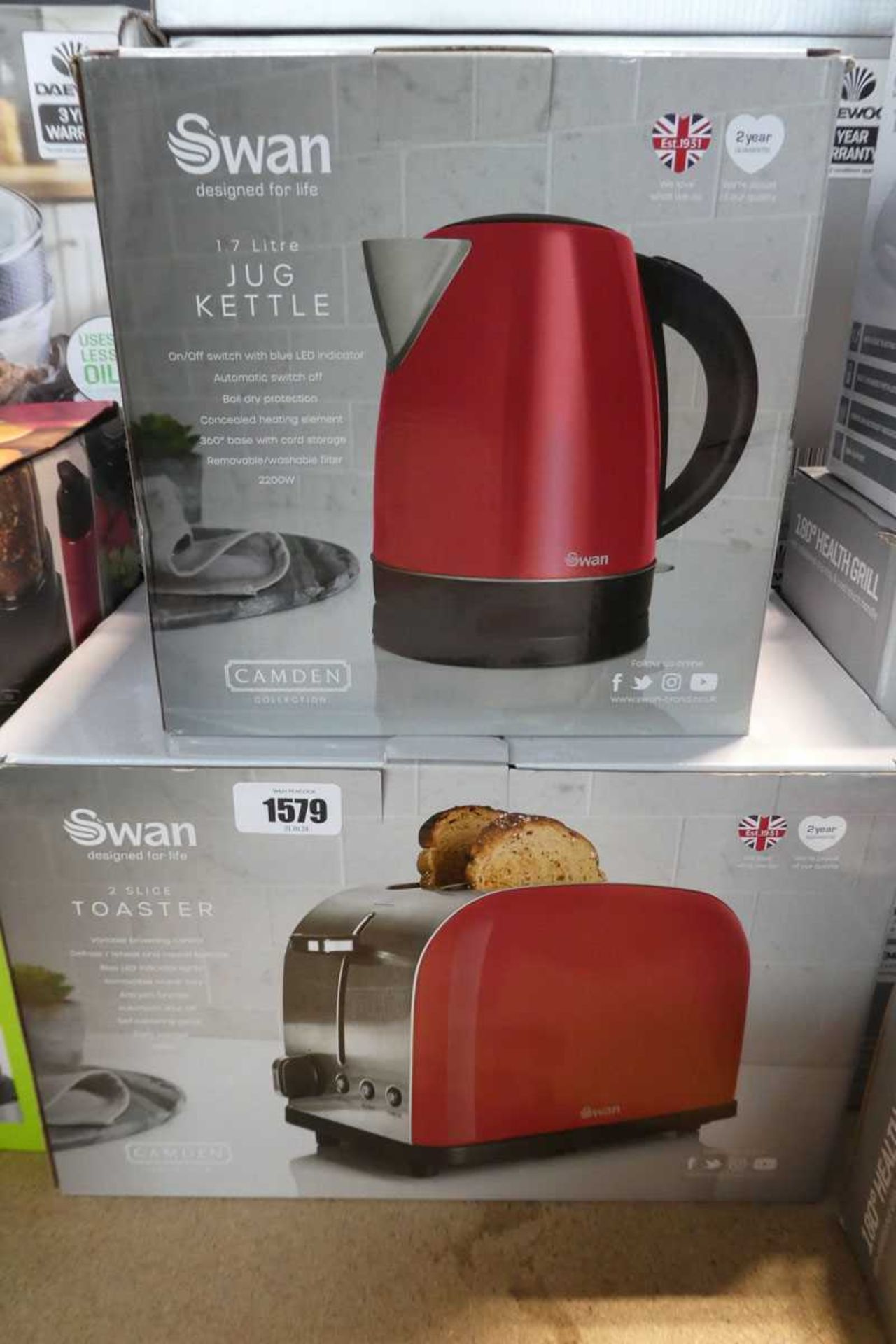 Swan 1.7L jug kettle together with a Swan 2 slice toaster and a Swan 1.5L slow cooker - Image 2 of 2