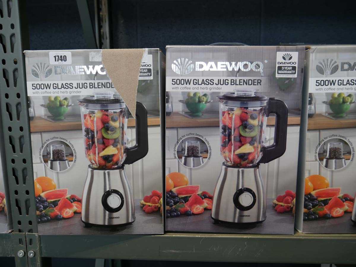 4 Daewoo 500W glass jug blenders