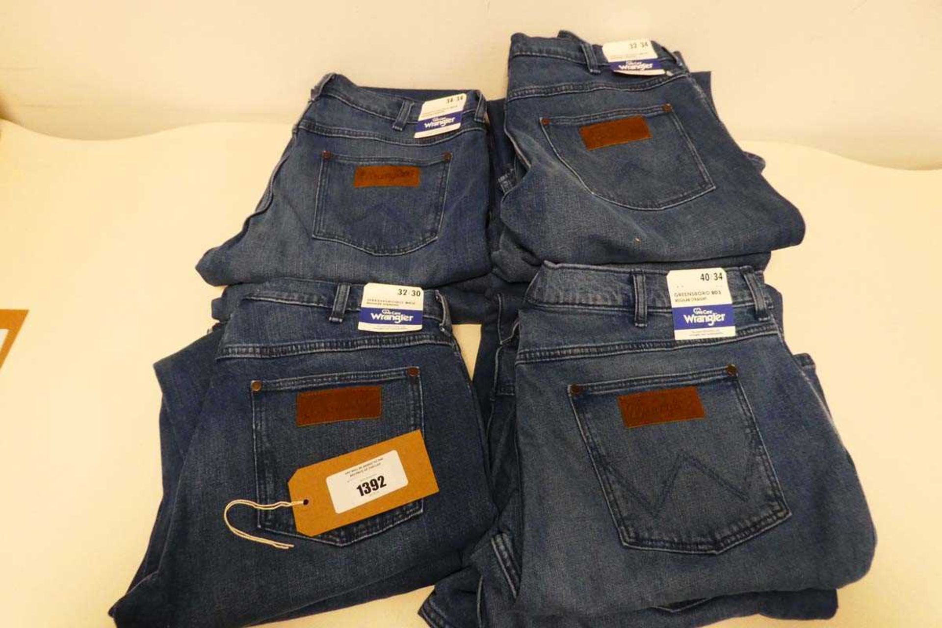 +VAT 10 pairs of mens Wrangler jeans