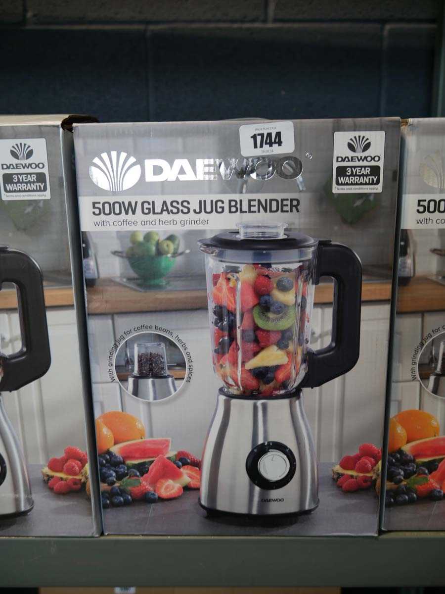 3 Daewoo 500W glass jug blenders