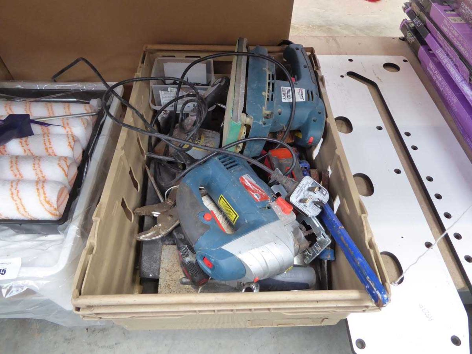 Crate of mixed tooling incl. jig saw, sander, etc.