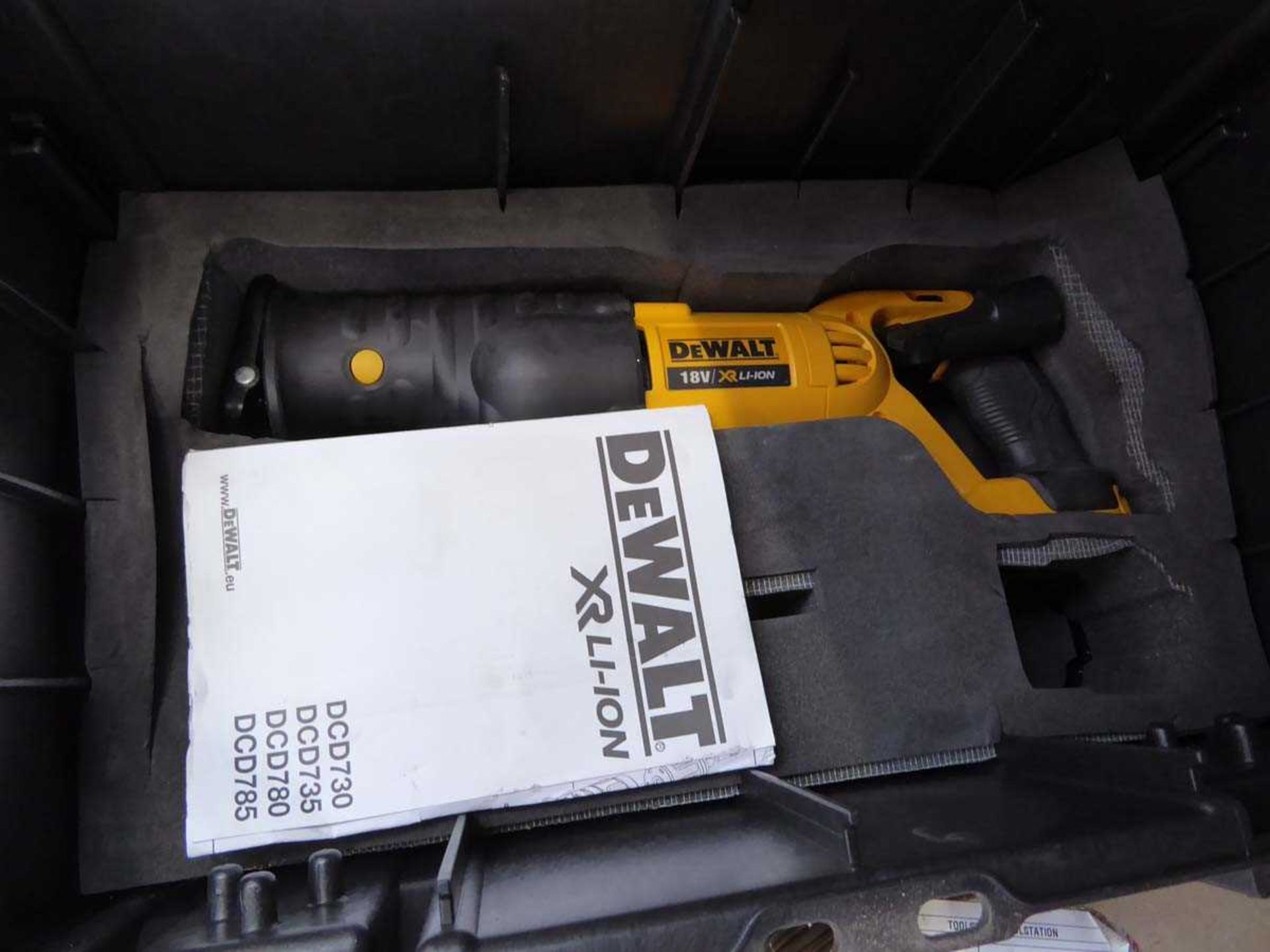 Cased DeWalt XR cordless rip saw (no battery or charger) - Bild 2 aus 2