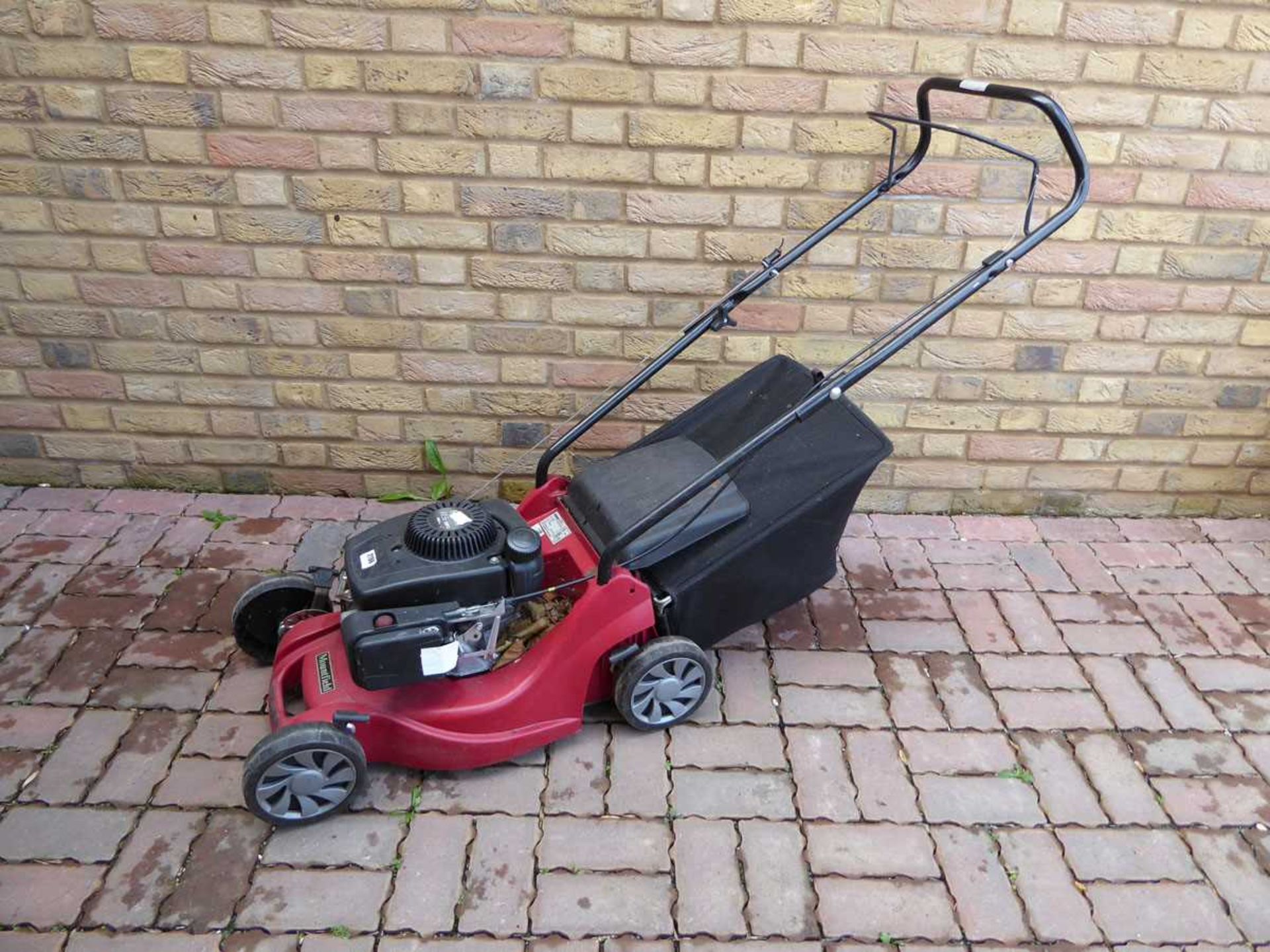 Mountfield RS-100 hand propelled petrol mower