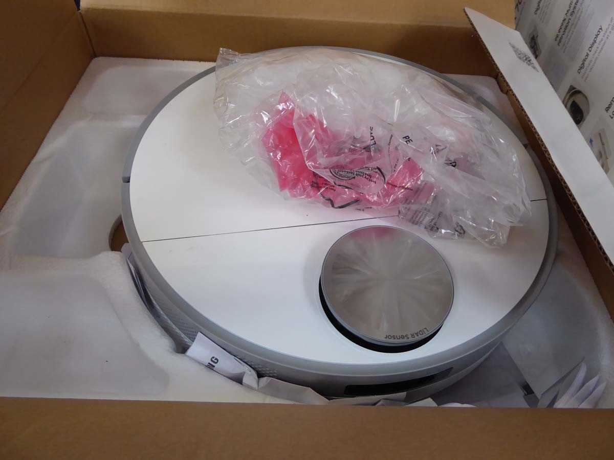 +VAT Boxed Samsung Jet Bot robotic vacuum cleaner (with charger and dock) - Image 2 of 2